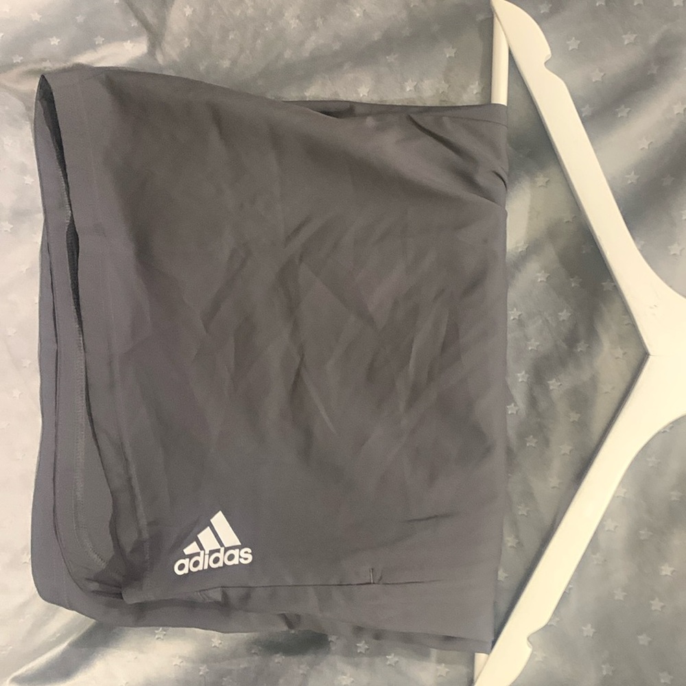 New Men’s grey Aeroready athletic shorts 7”